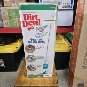 Dirt Devil Sweeper Vac Swiffer Mop RARE NEW in Open Box VINTAGE 2003 L👀K